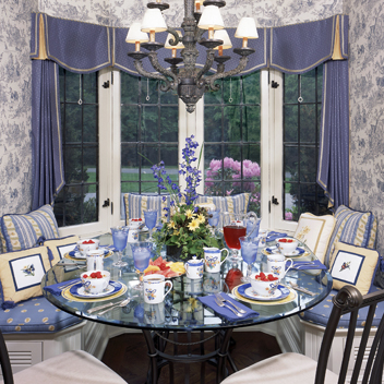 Breakfast nook with blue toile